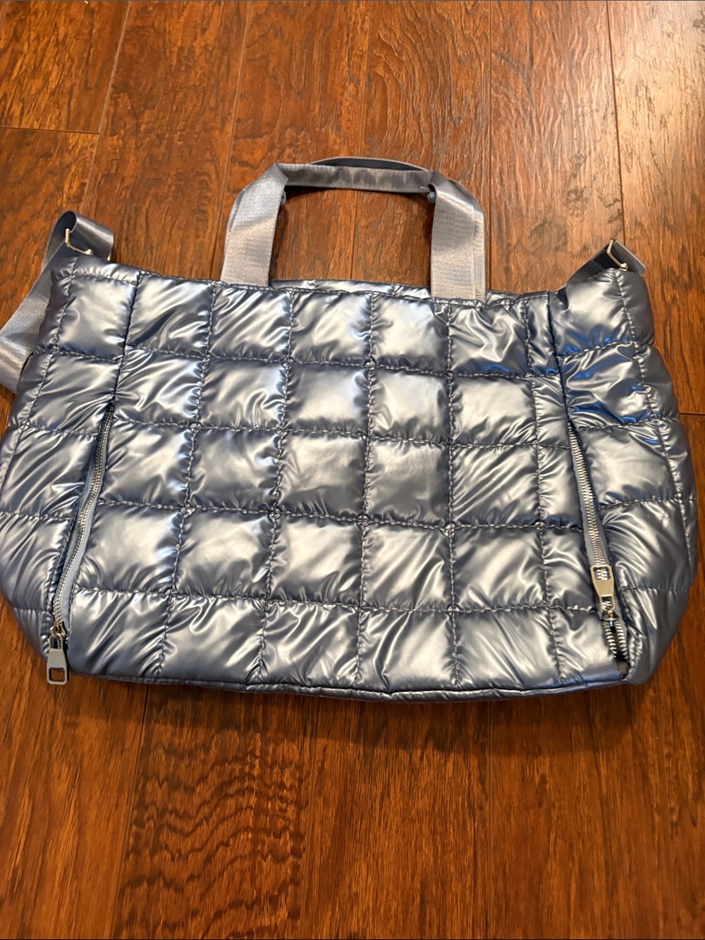 Like new! Metallic blue tote bag
